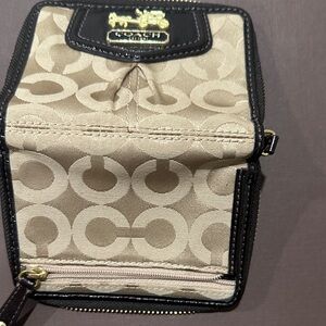 Coach Tan and Black Vintage Women's Wallet